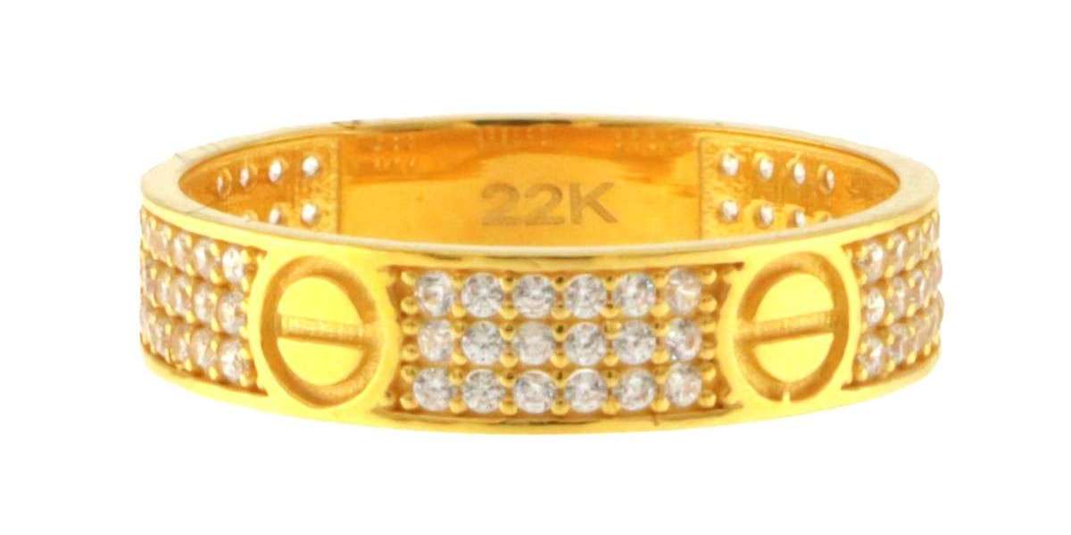 The Elegance of a 22ct Gold Ladies Band: A Timeless Symbol of Love